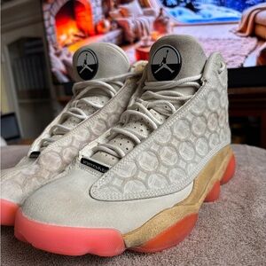 Jordan Sneakers in Cream and Gold with Pink Soles